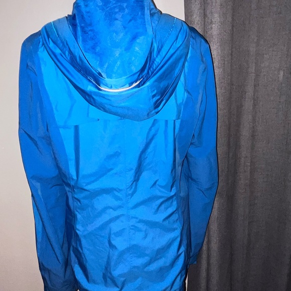 Lululemon Athletica Jacket. Blue. Size 8 - Picture 5 of 16